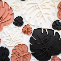 Tera Sausr - Leaf-shaped Pot Saucer - Drip tray for houseplants - Humidity tray